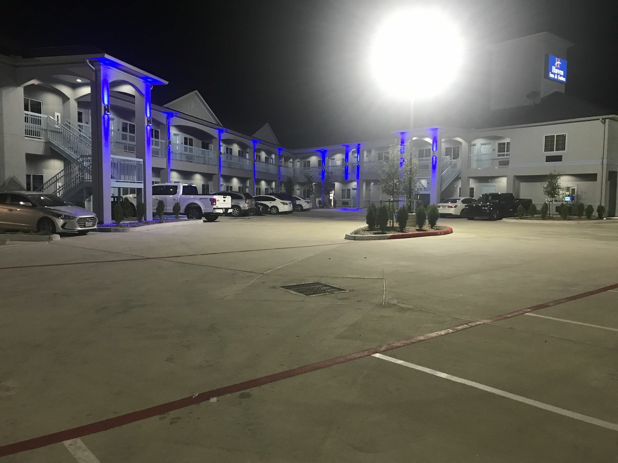 Haven Inn & Suites Willowbrook (Adults Only) Houston Exteriör bild